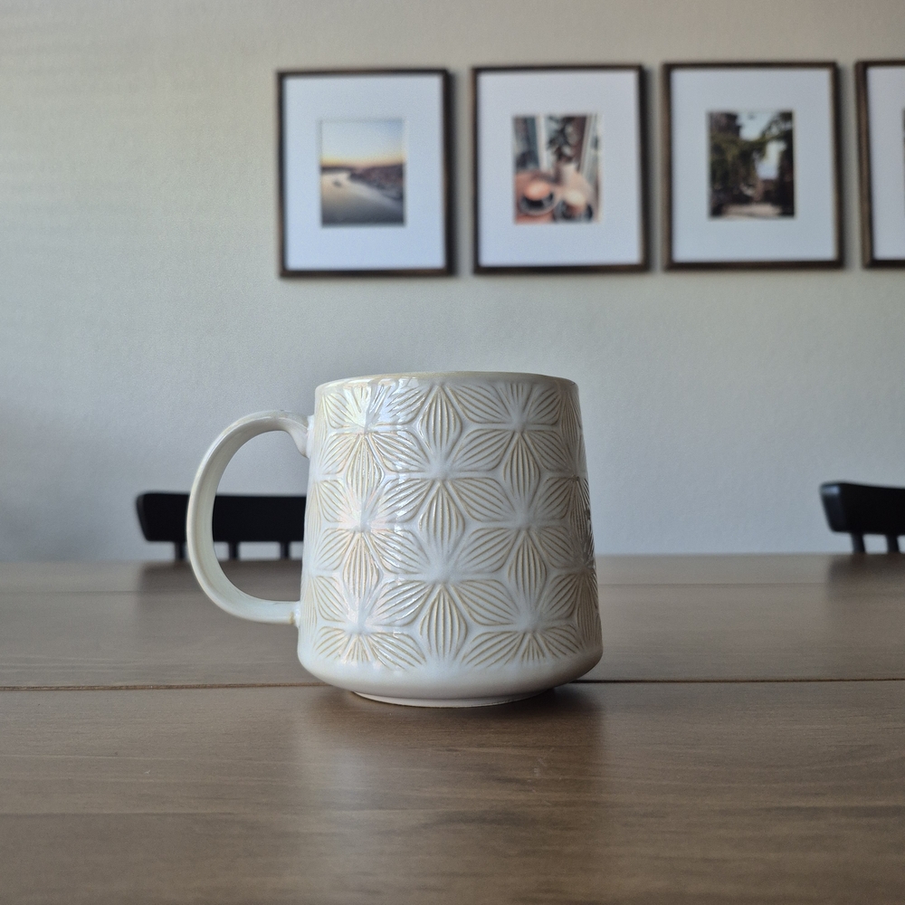 Elegant Cream Ceramic 20oz Mug